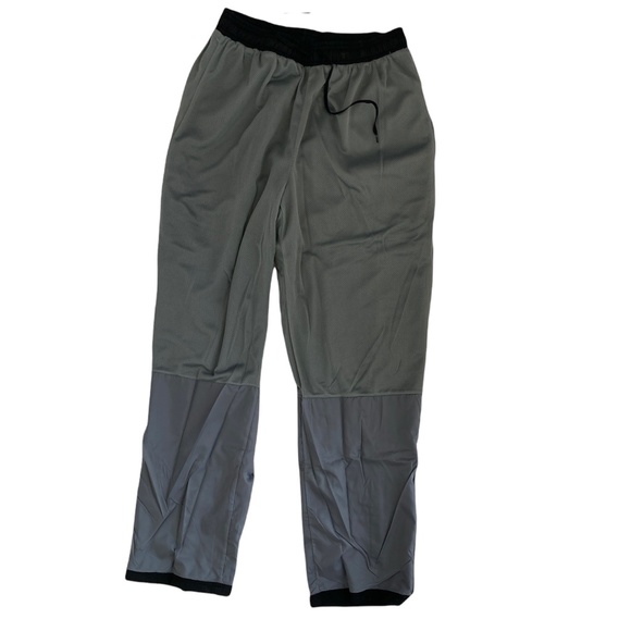 Tonix Black Water/Wind Resistant Sports Athletic Warm Up Pant Bolt 1088 Sz L - Picture 4 of 15